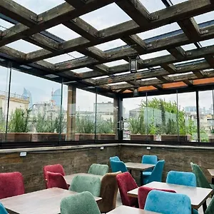 Parliament & Restaurant Отель Баку