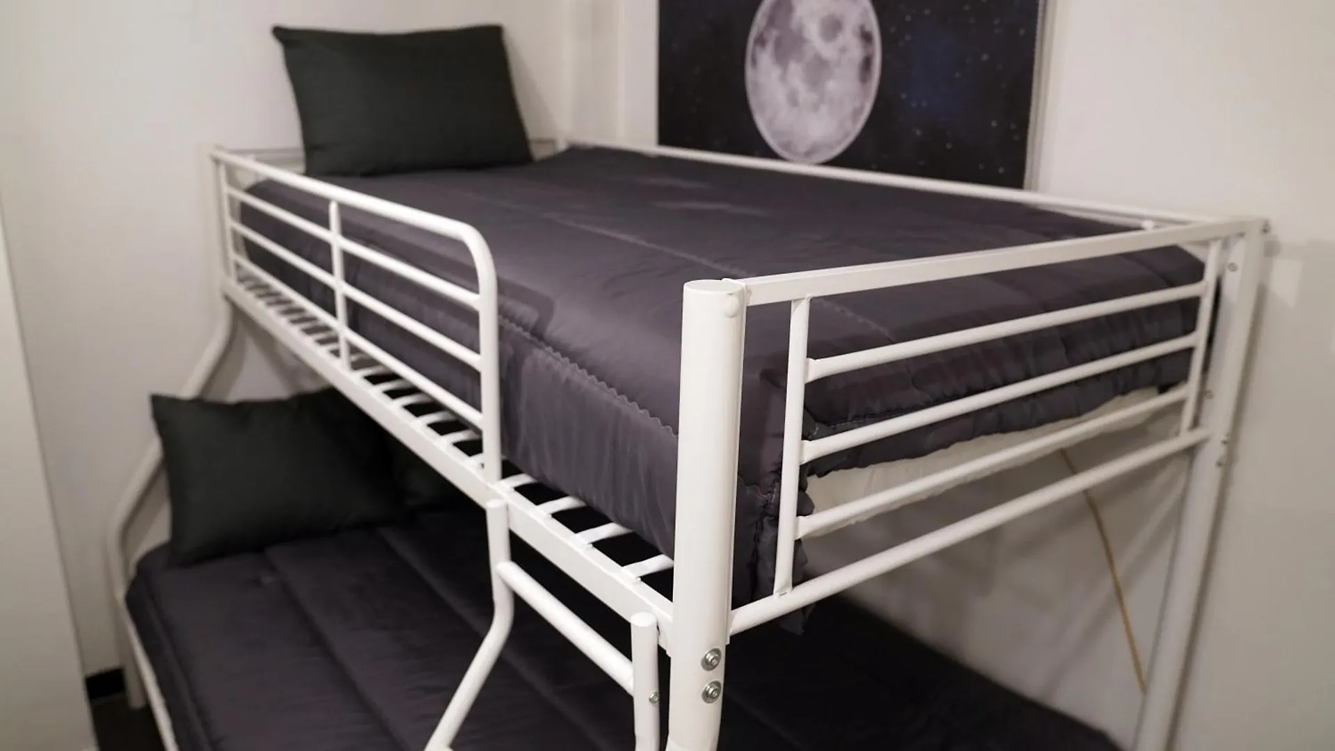 Gasthof Apollo Guesthouse Seoul